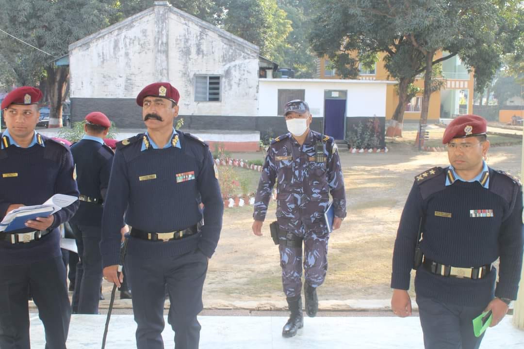 डीआईजी अशोक सिंहले राजीनामा दिए